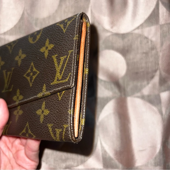 LOUIS VUITTON MONOGRAM LONG WALLET VINTAGE - Picture 3 of 10